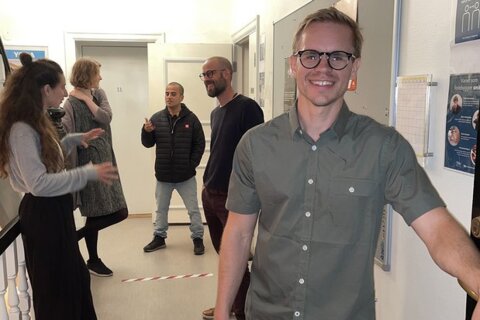  Stillhet i fellesskap. Nå åpner meditasjonshusene!